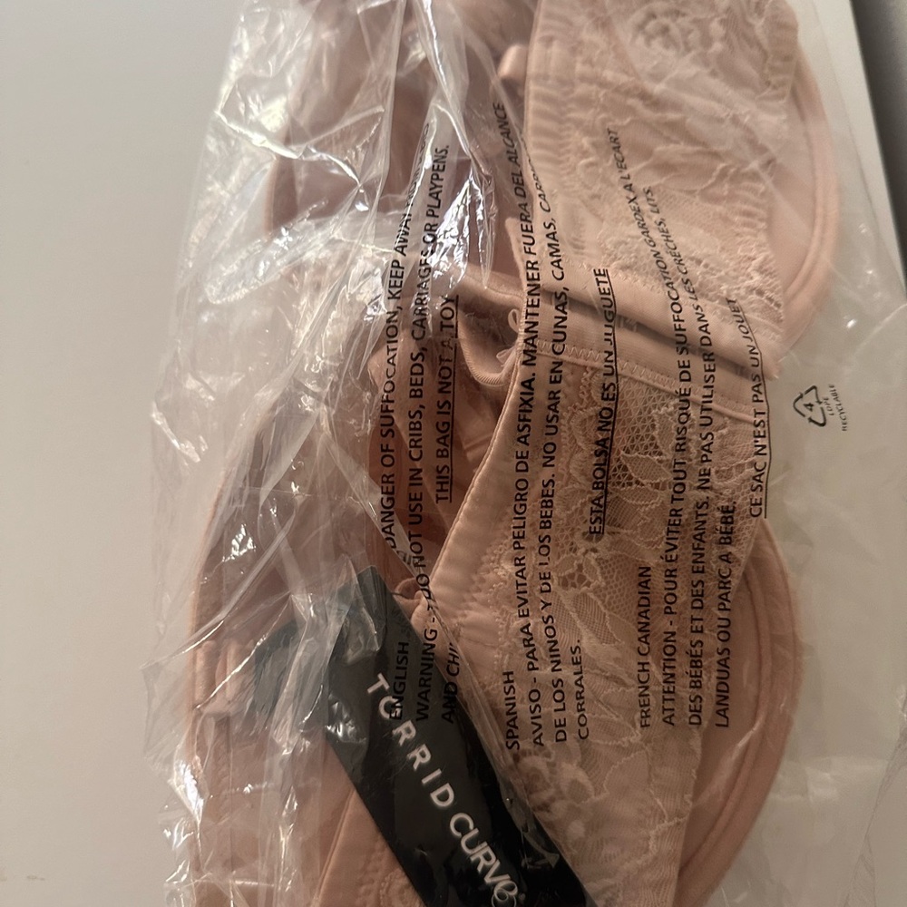 5 bras Torrid Curve Pink Lace Bra